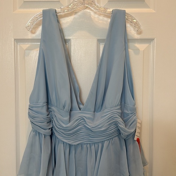 NWT Mac Duggal 68119 Blue Ruffle Tiered Sleeveless V-Neck Gown Size 20W - Picture 5 of 10